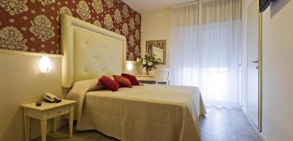 Hotel Foschi-Peninsula Bellaria-Igea Marina Ngoại thất bức ảnh