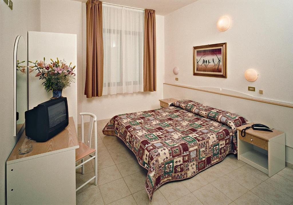Hotel Foschi-Peninsula Bellaria-Igea Marina Phòng bức ảnh