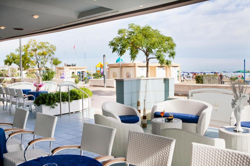 Hotel Foschi-Peninsula Bellaria-Igea Marina Ngoại thất bức ảnh