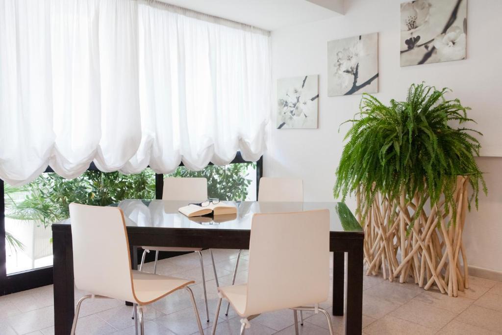Hotel Foschi-Peninsula Bellaria-Igea Marina Phòng bức ảnh