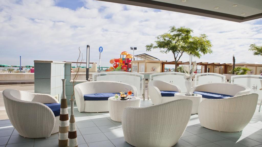 Hotel Foschi-Peninsula Bellaria-Igea Marina Ngoại thất bức ảnh